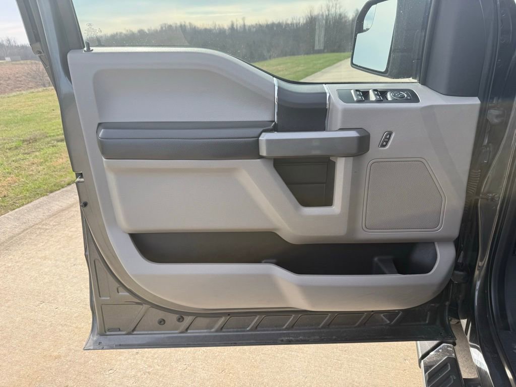 Used 2018 Ford F150 XLT image 22