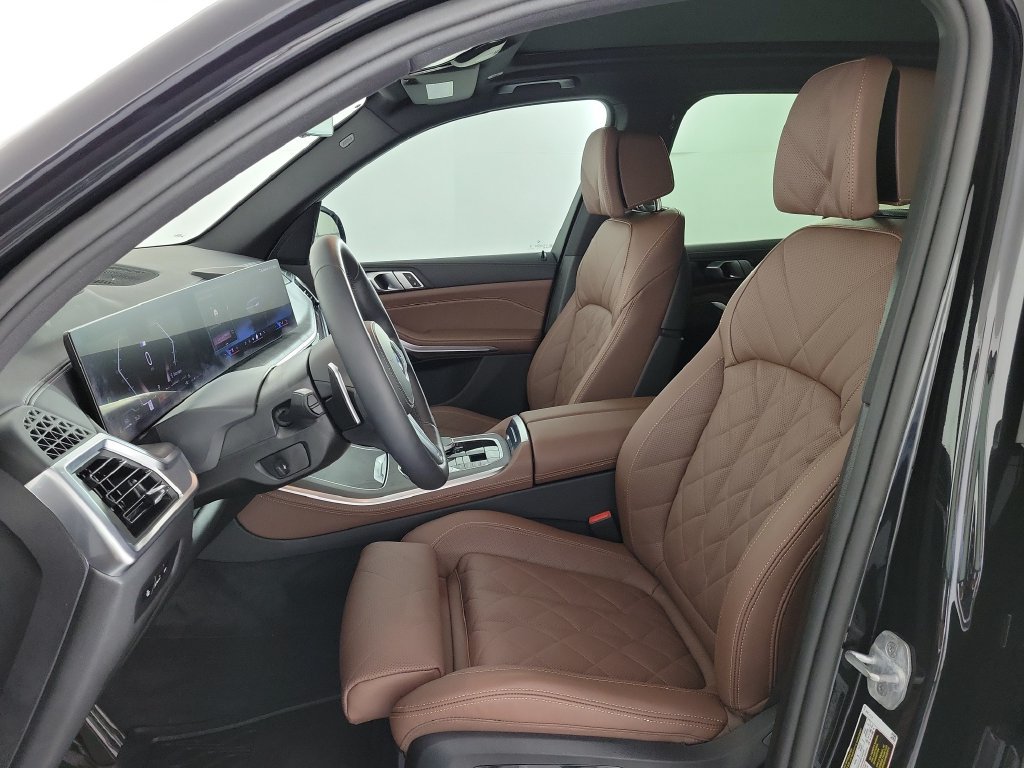 Used 2025 BMW X5 sDrive40i w/ M Sport Package RWD image 20