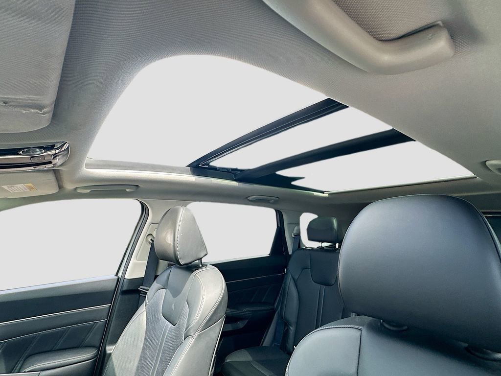 Certified 2024 Kia Sorento SX image 22