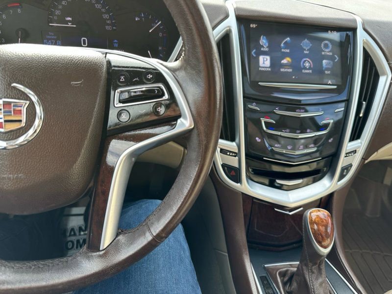 Used 2016 Cadillac SRX Luxury w/ Driver Awareness Package AWD/4WD image 18