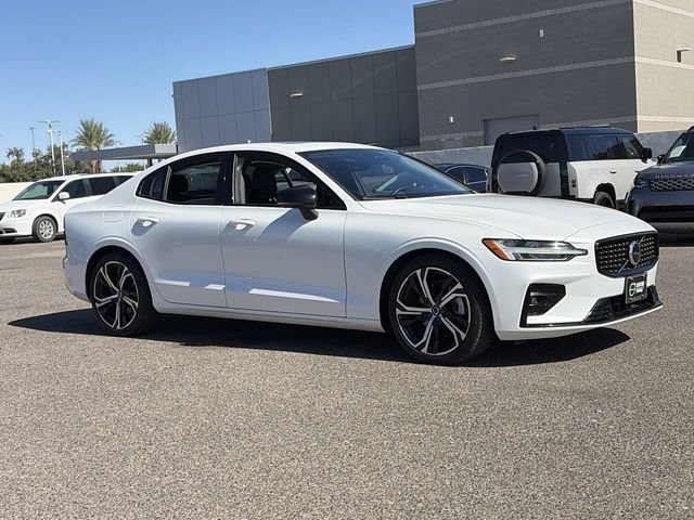 Used 2024 Volvo S60 B5 Core AWD/4WD image 4