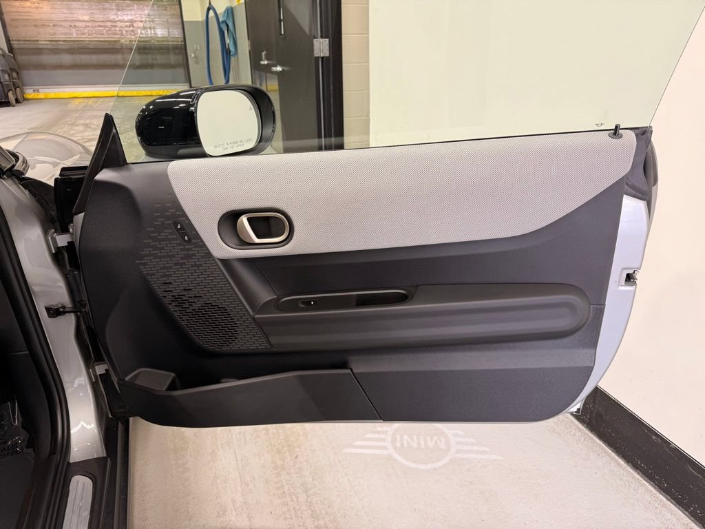 Used 2025 MINI Cooper S FWD image 21