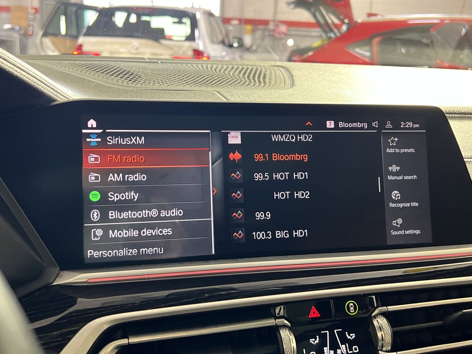 Used 2022 BMW X7 xDrive40i w/ M Sport Package image 18