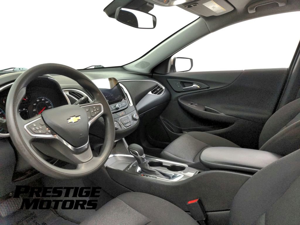 Used 2022 Chevrolet Malibu LS w/ Driver Confidence Package II FWD image 17