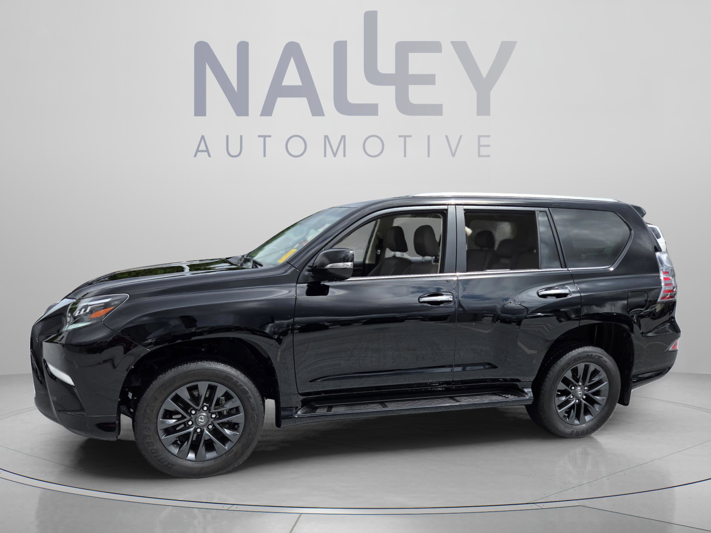 Used 2023 Lexus GX 460 Premium w/ Premium Package AWD/4WD image 2