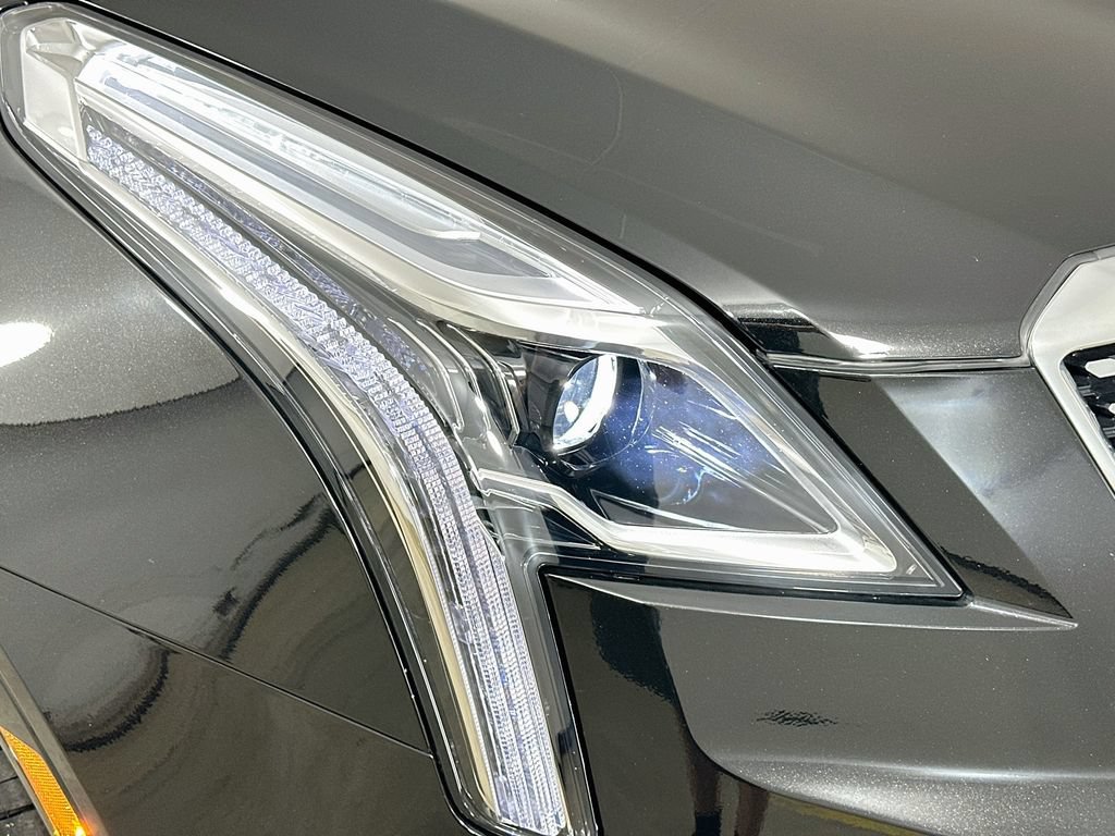 New 2026 Cadillac XT5 Luxury w/ LPO, Floor Liner Package FWD image 38
