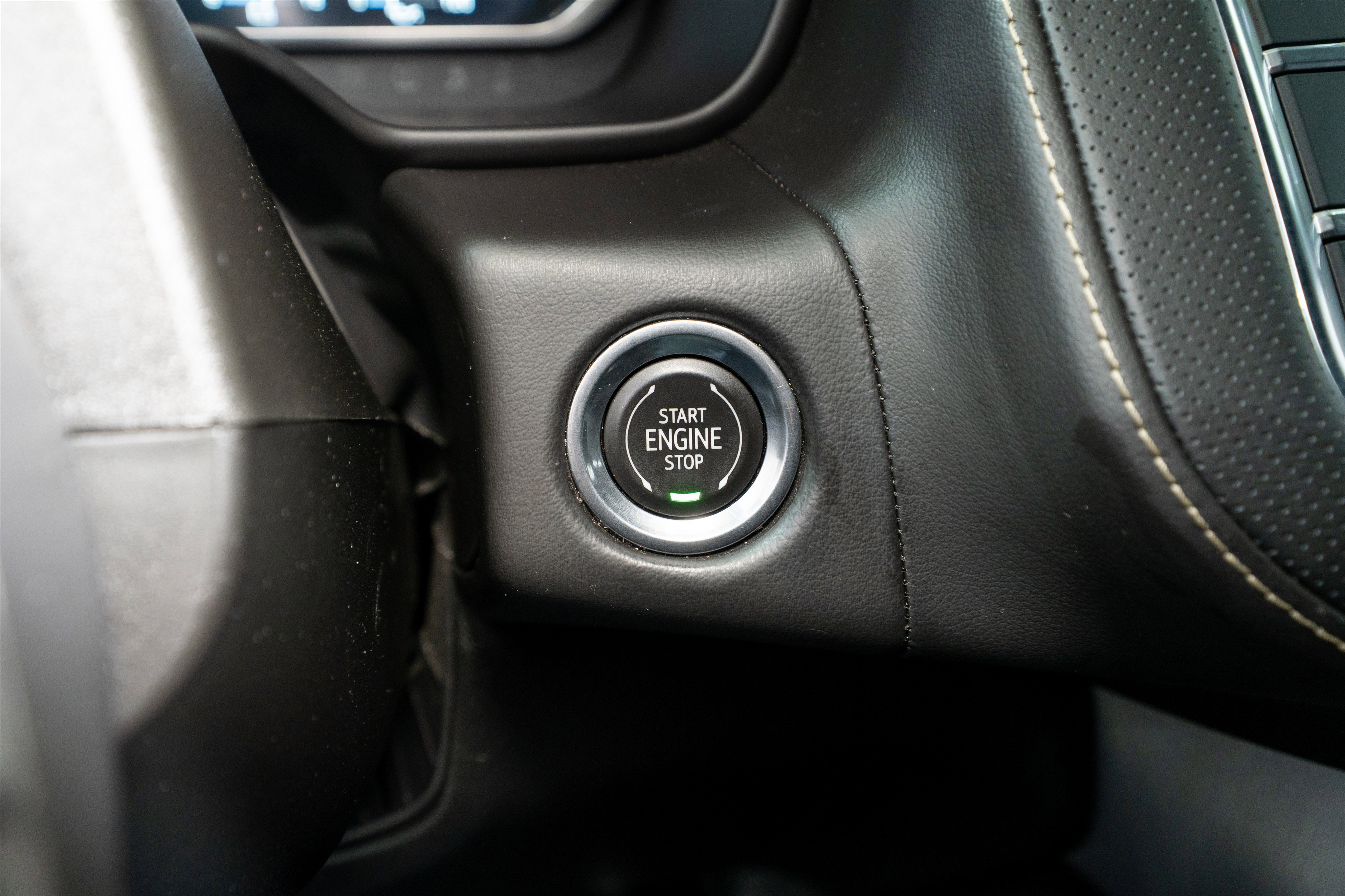 Used 2023 GMC Yukon SLT image 29