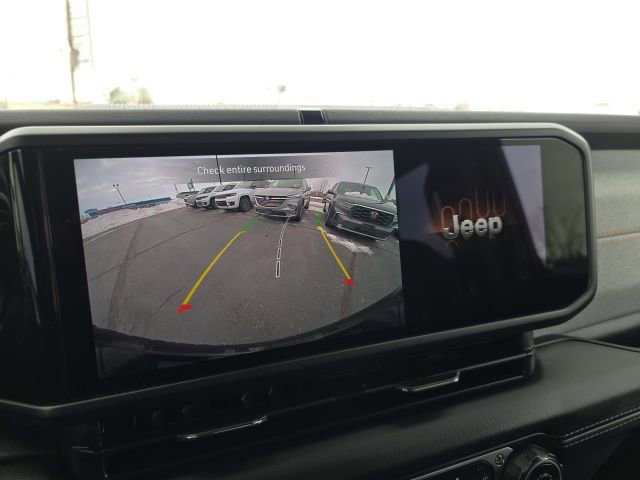 Used 2025 Jeep Wrangler Unlimited Sahara w/ Safety Group image 24