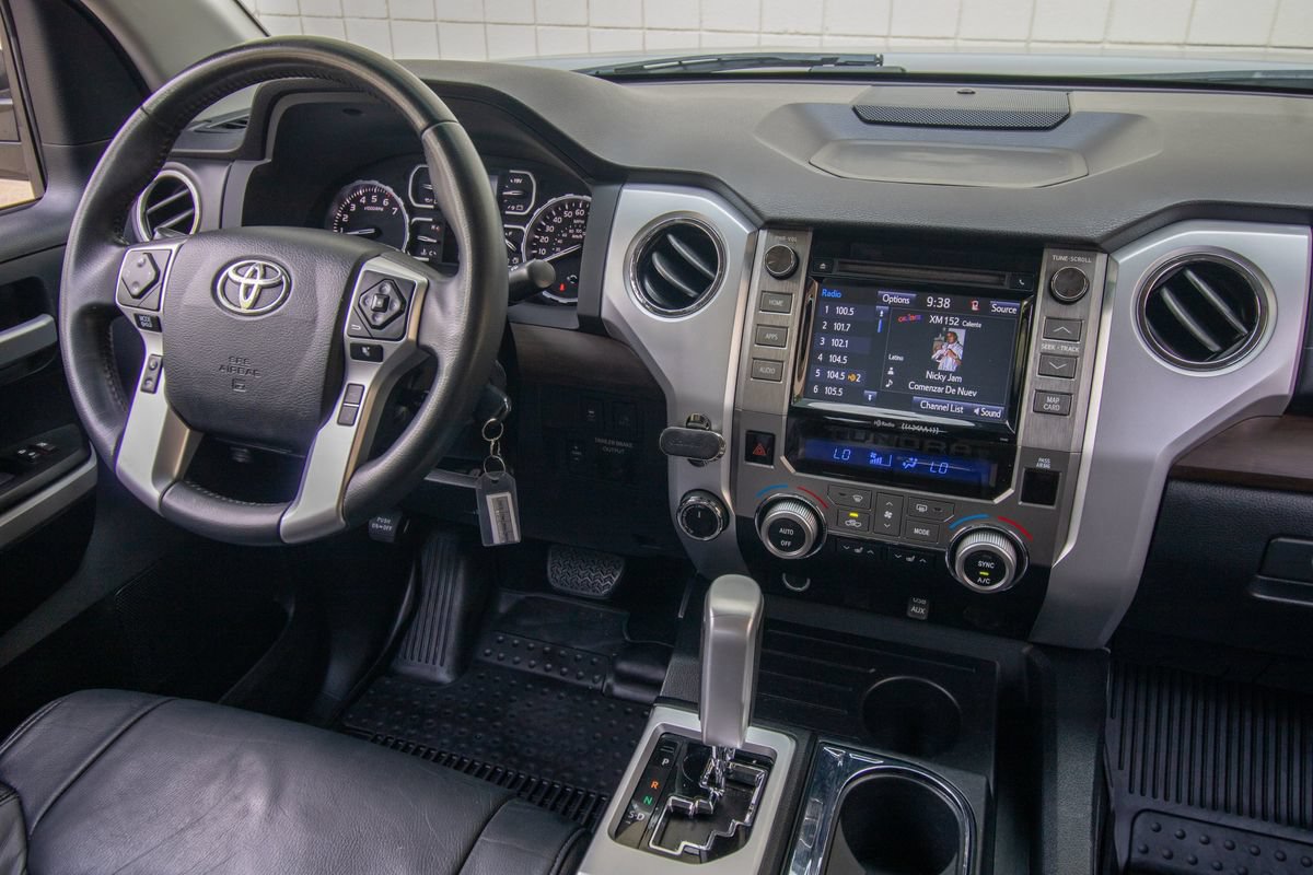 Used 2018 Toyota Tundra Limited AWD/4WD image 23