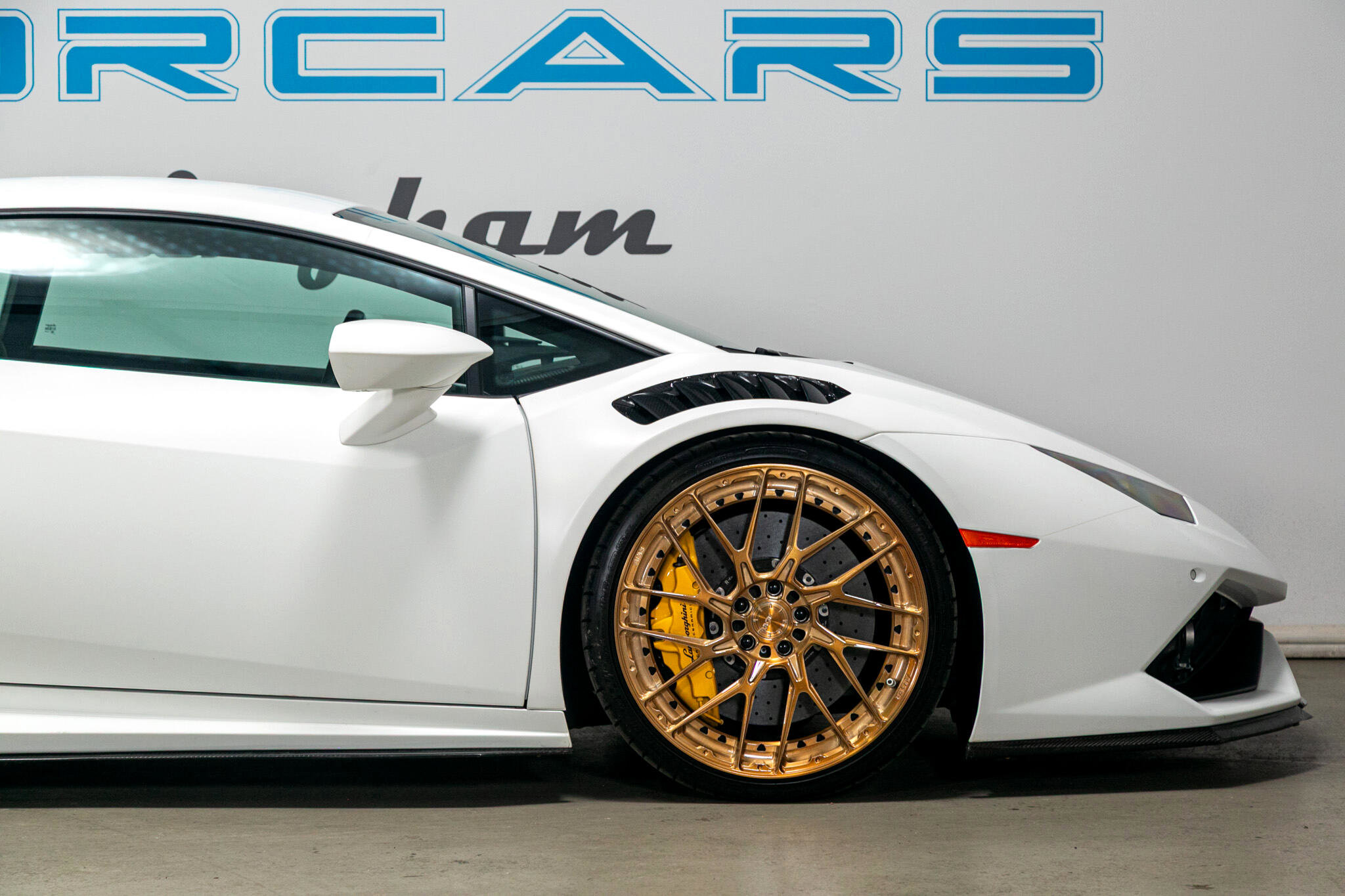 Used 2015 Lamborghini Huracan LP 610-4 image 41