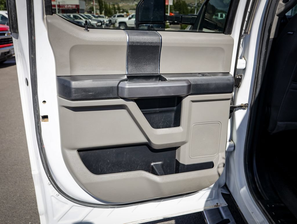 Used 2021 Ford F350 XLT AWD/4WD image 32
