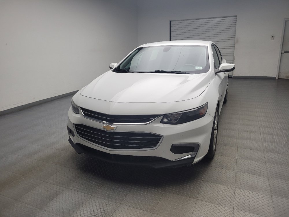 Used 2017 Chevrolet Malibu Premier FWD image 15
