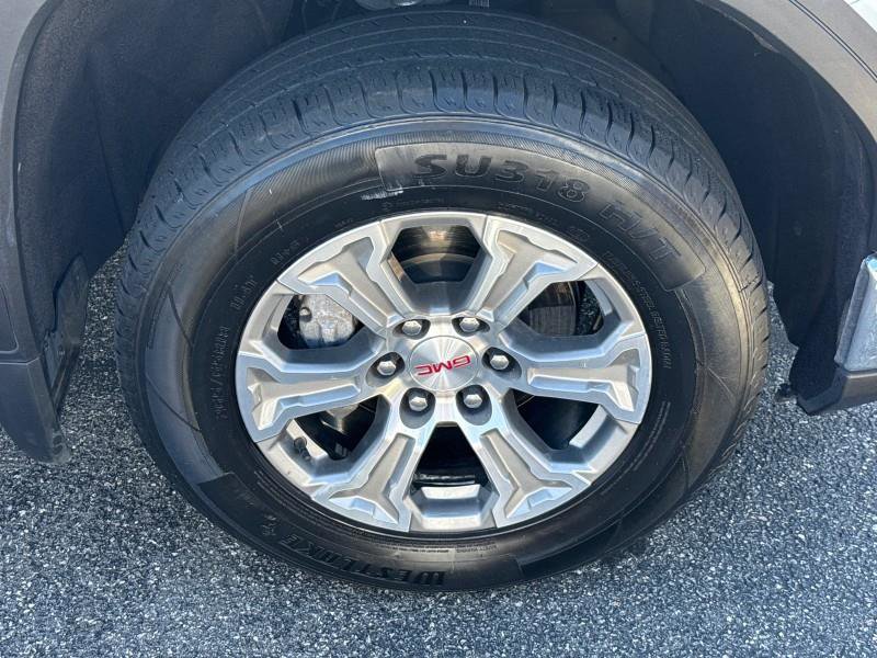 Used 2024 GMC Sierra 1500 SLT image 48