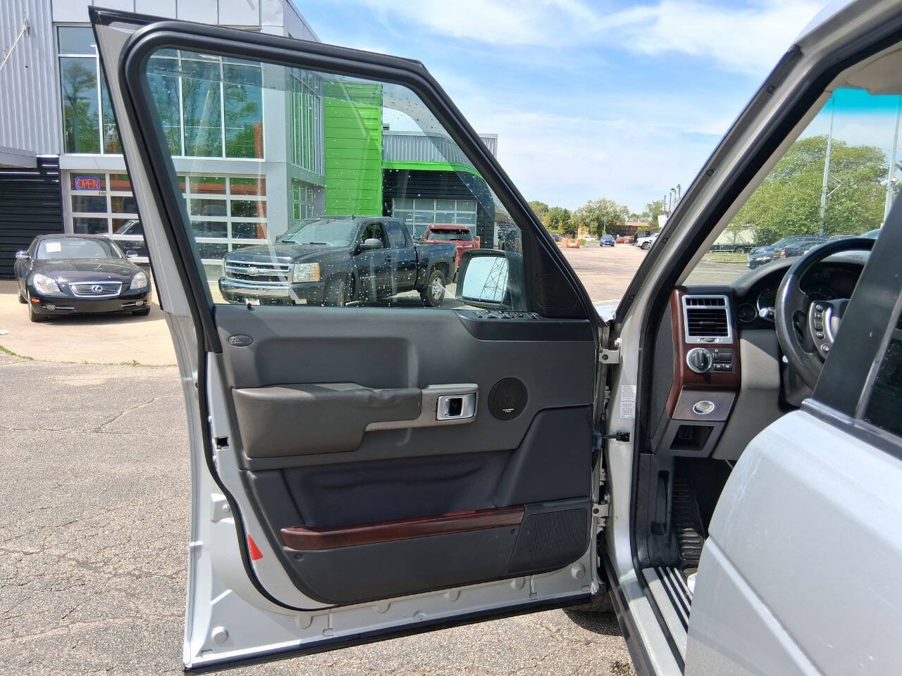 Used 2004 Land Rover Range Rover HSE AWD/4WD image 12