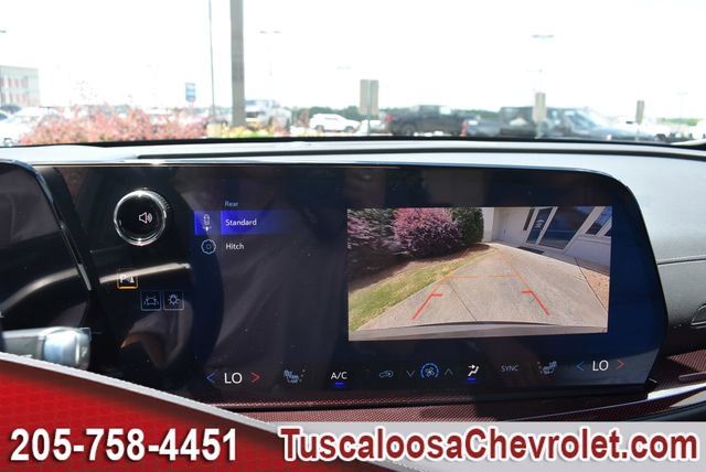 New 2026 Chevrolet Traverse Z71 w/ LPO, Floor Liner Package AWD/4WD image 29