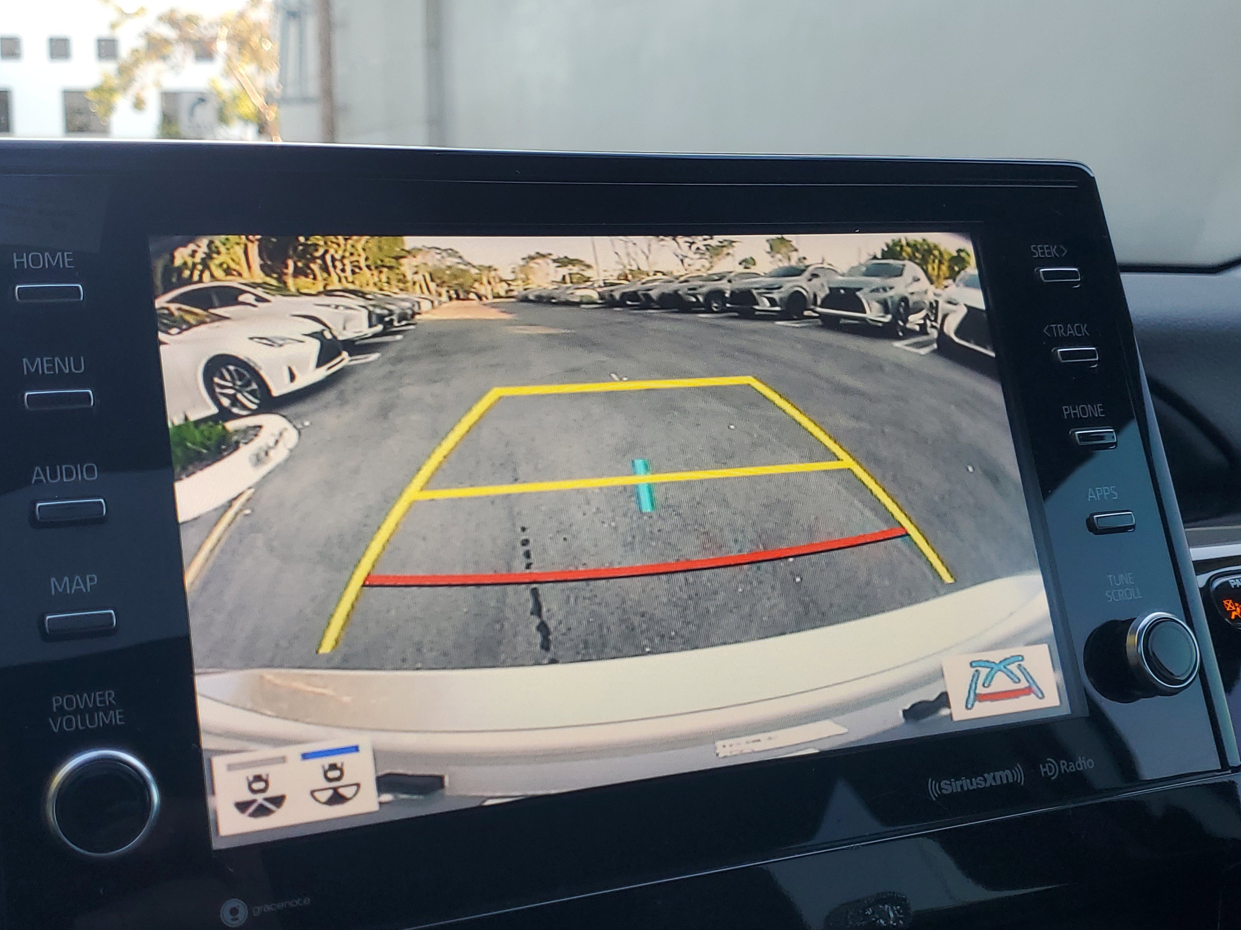 Used 2023 Toyota Camry SE image 28