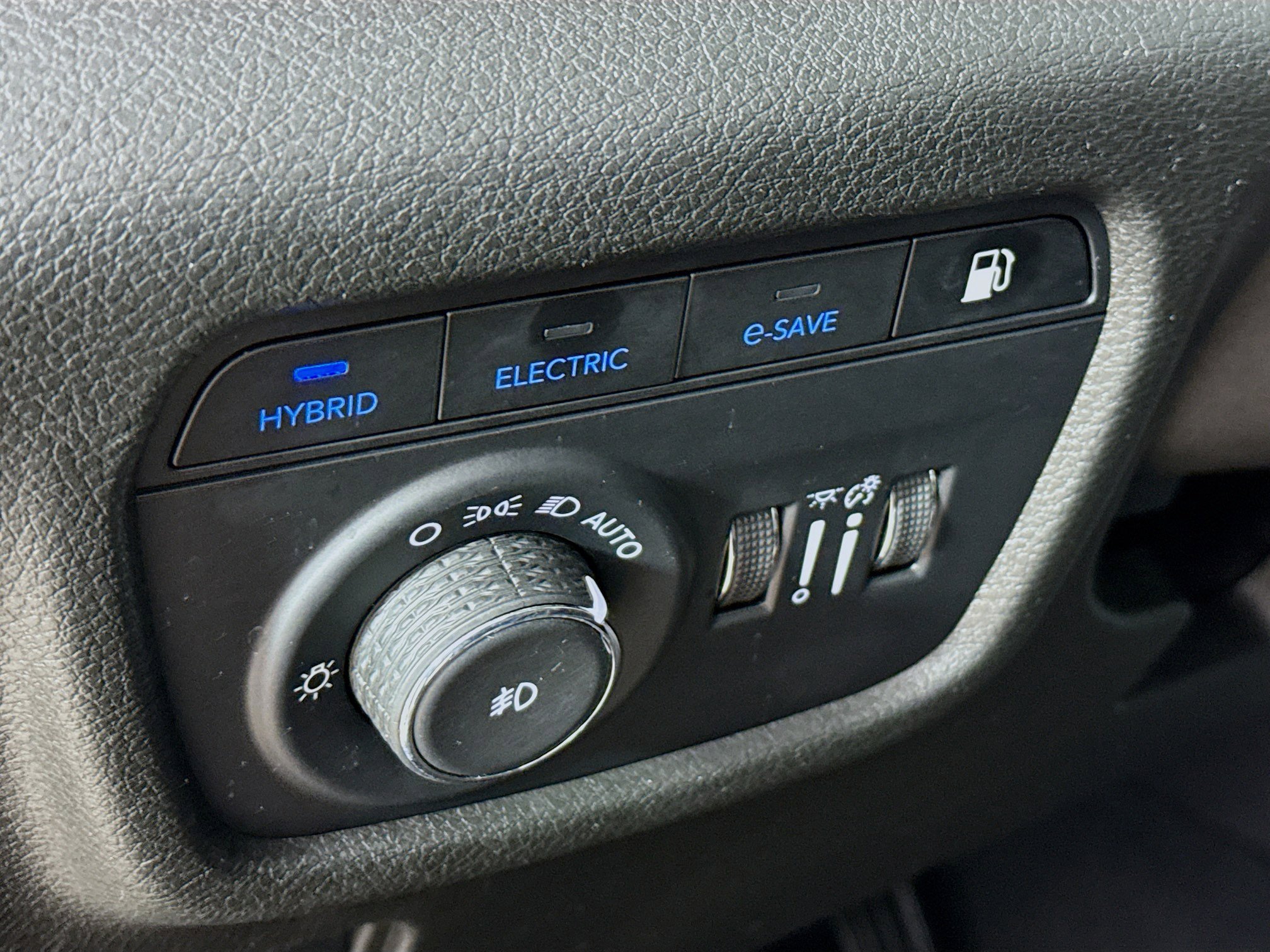 Used 2024 Jeep Grand Cherokee Limited 4xe image 9