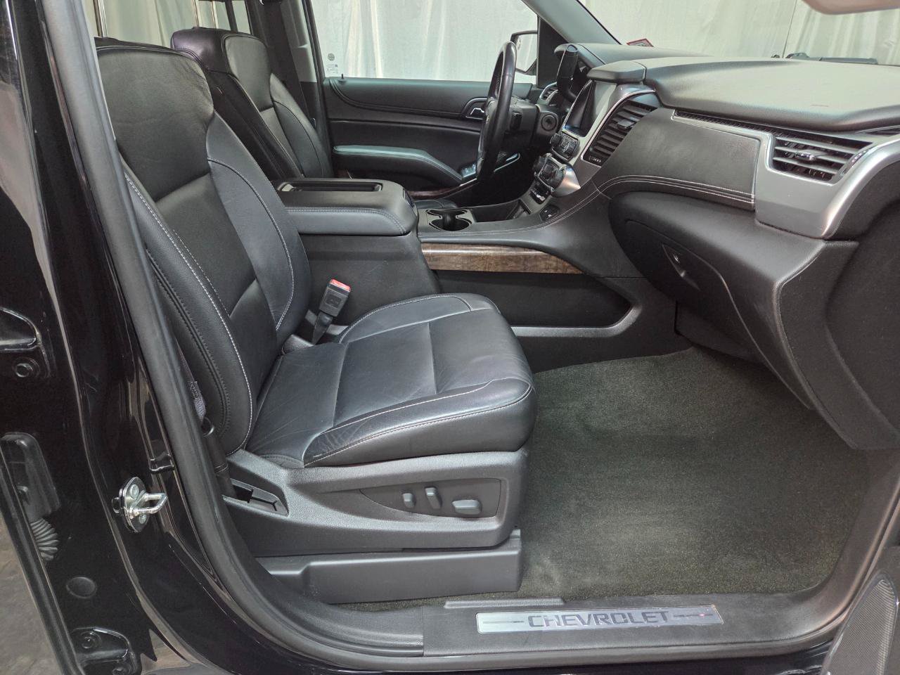 Used 2017 Chevrolet Tahoe LT AWD/4WD image 15