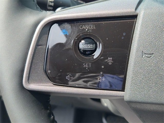 Certified 2025 Nissan Murano SV image 14