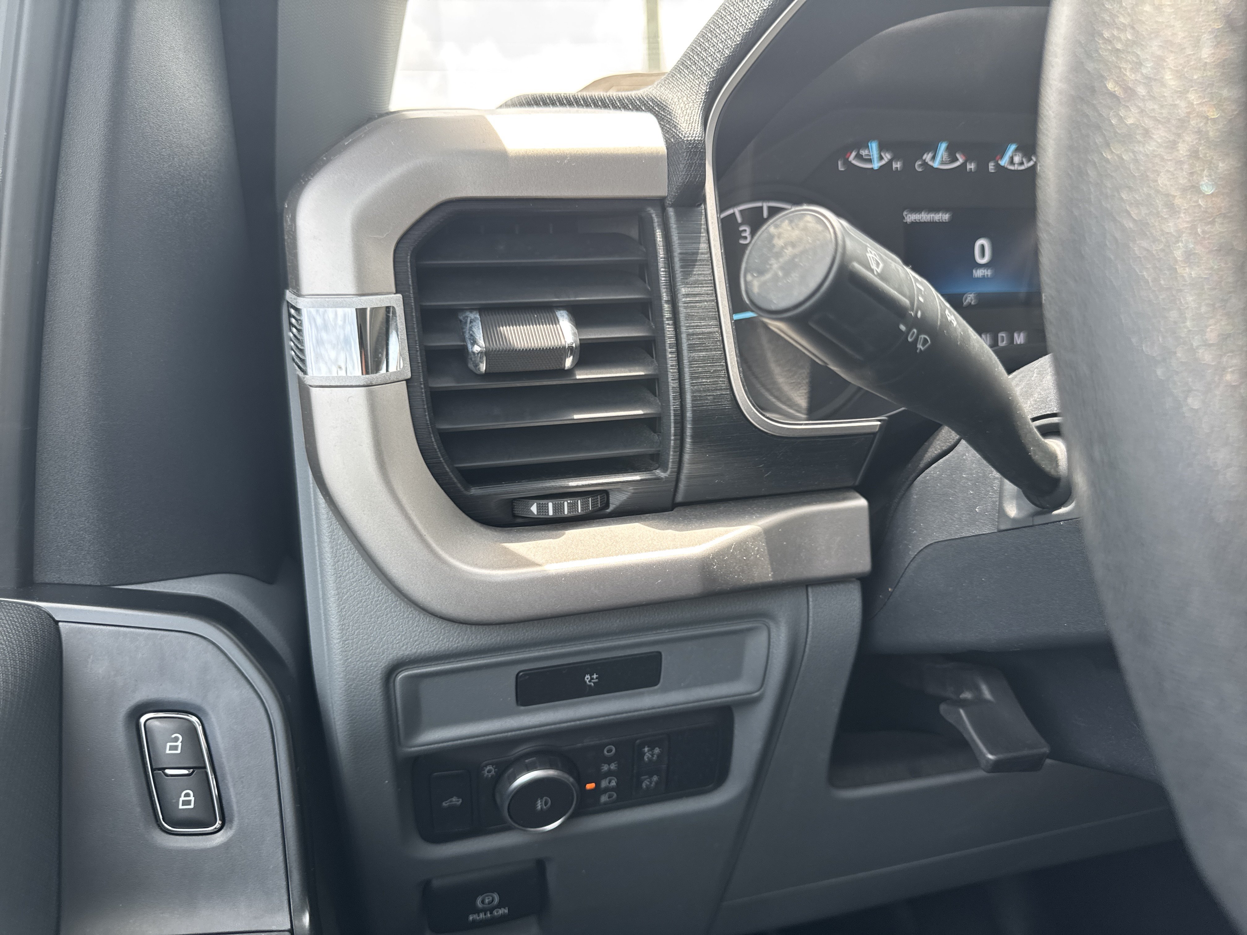 Used 2021 Ford F150 XL w/ Equipment Group 101A High AWD/4WD image 23