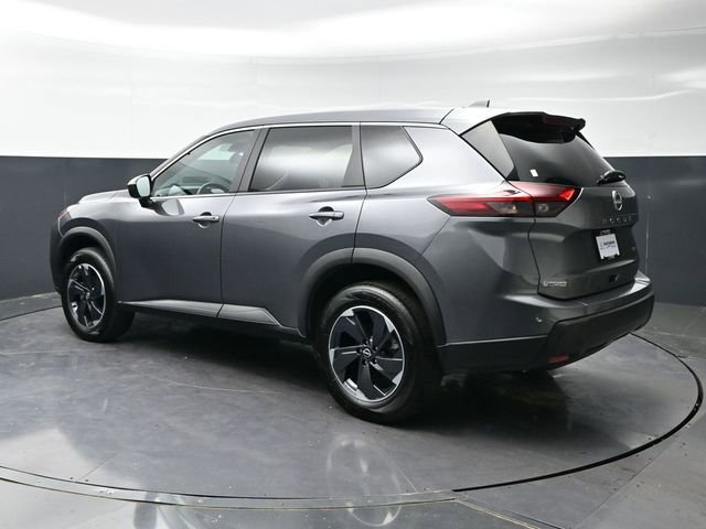 Used 2025 Nissan Rogue SV AWD/4WD image 7