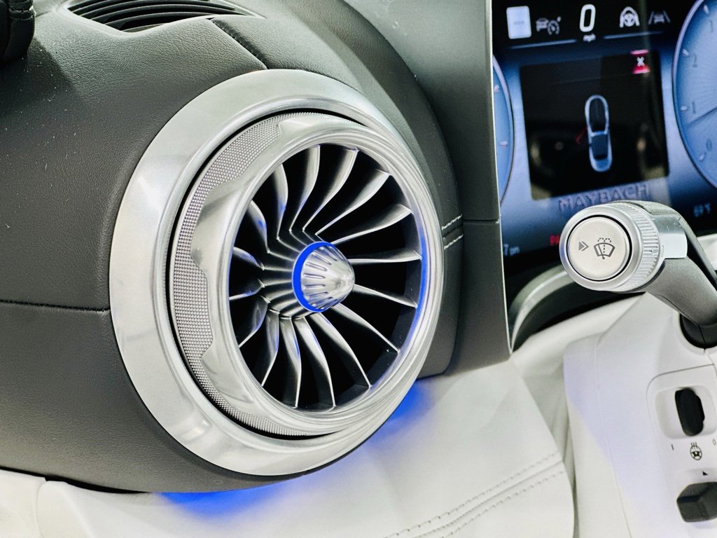 New 2026 Mercedes-Benz Maybach SL 680 image 29