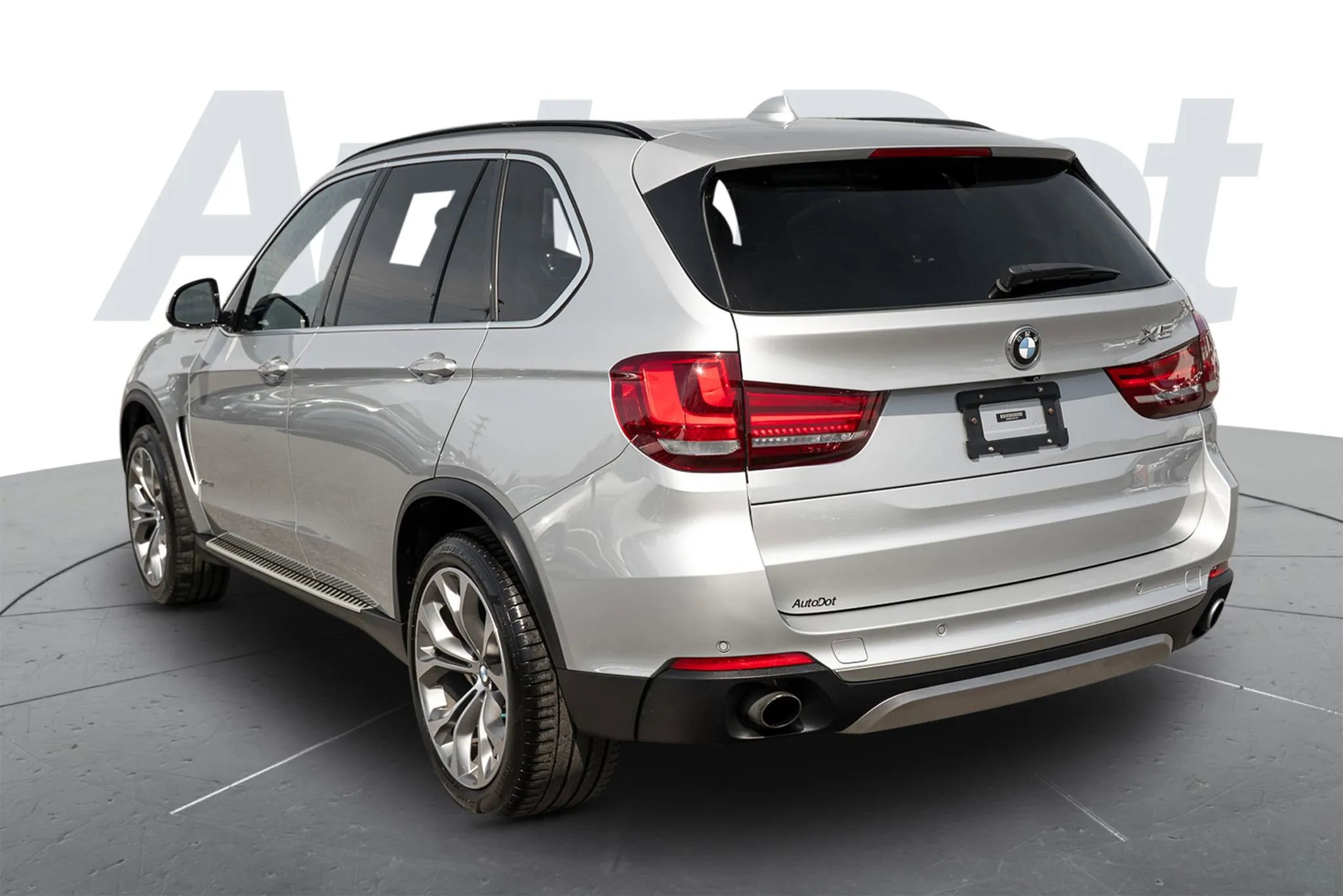 Used 2015 BMW X5 xDrive35i image 2