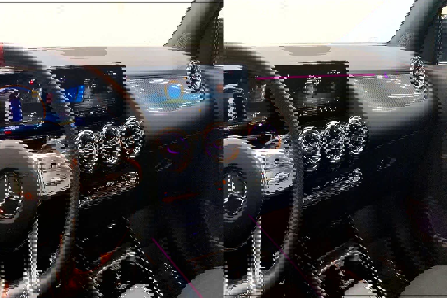 Certified 2022 Mercedes-Benz GLA 35 AMG 4MATIC image 25