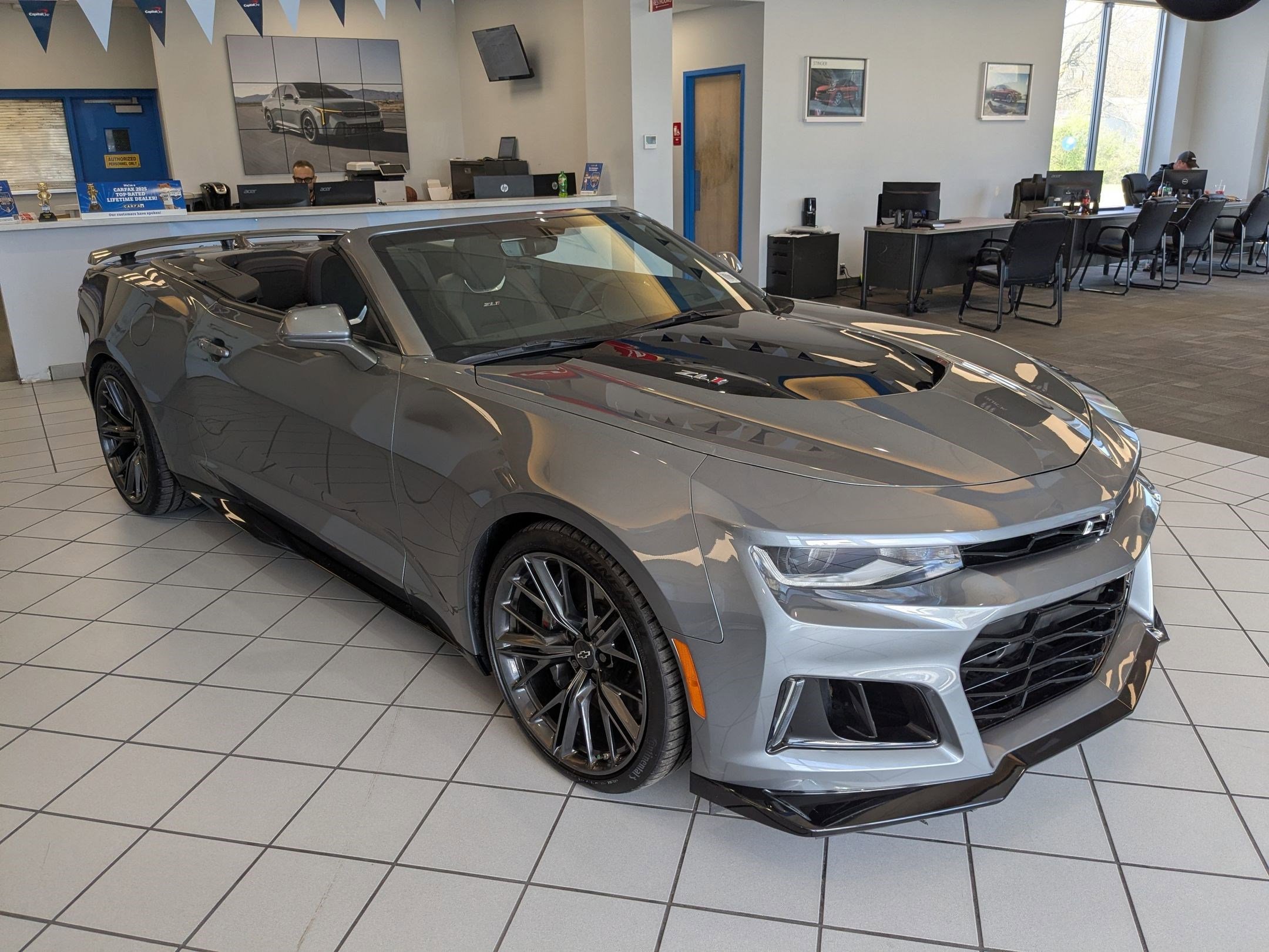 Used 2021 Chevrolet Camaro ZL1 image 6