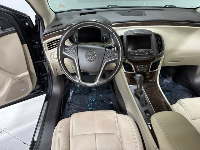 Used 2014 Buick LaCrosse Premium w/ Driver Confidence Package FWD image 17