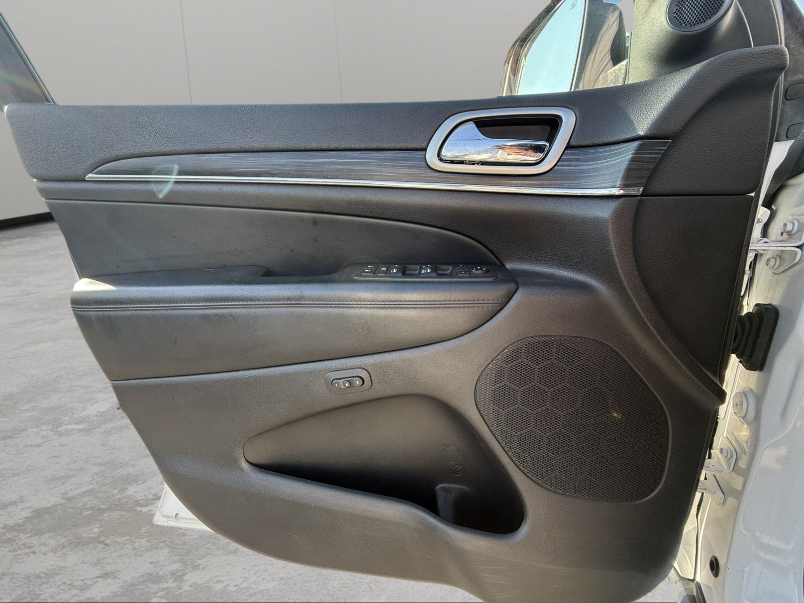 Used 2019 Jeep Grand Cherokee Limited w/ Luxury Group II AWD/4WD image 20