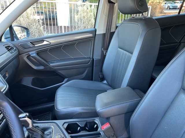 Used 2024 Volkswagen Tiguan SE image 10
