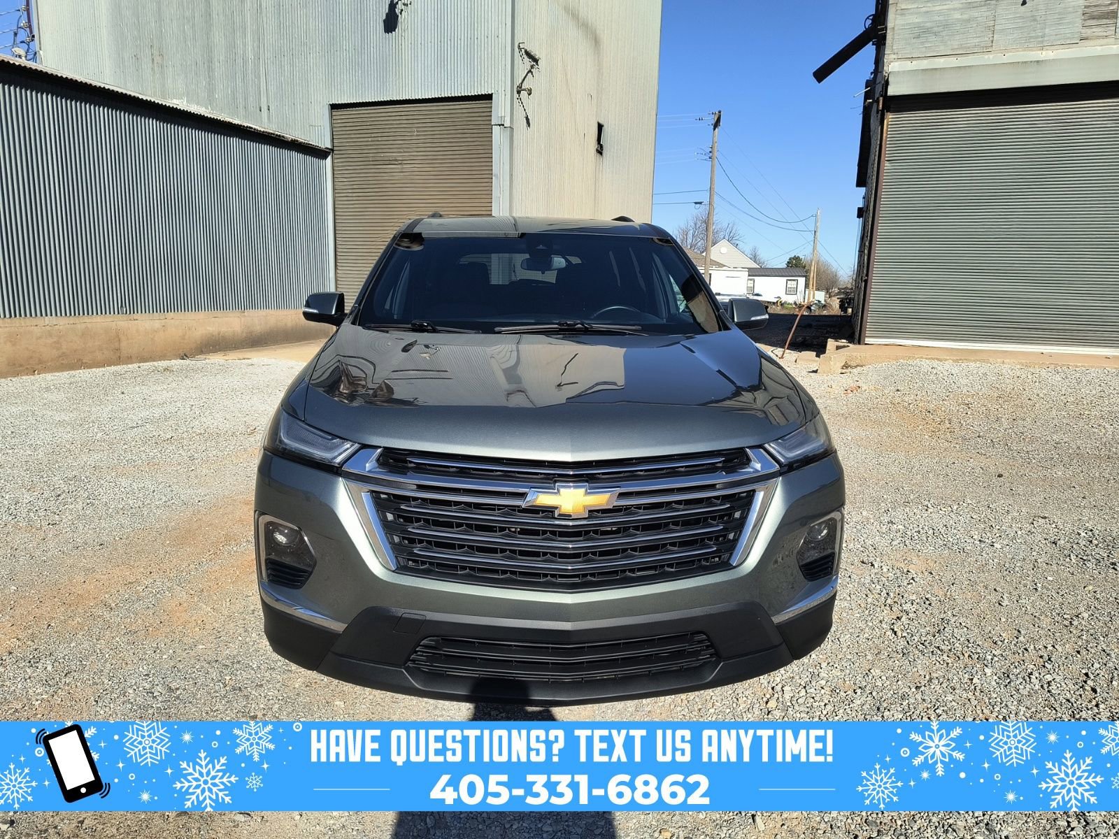 Used 2023 Chevrolet Traverse LT image 3