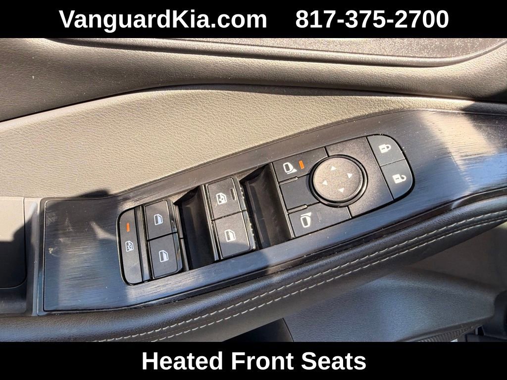 Used 2024 Nissan Rogue SV w/ SV Premium Package image 15