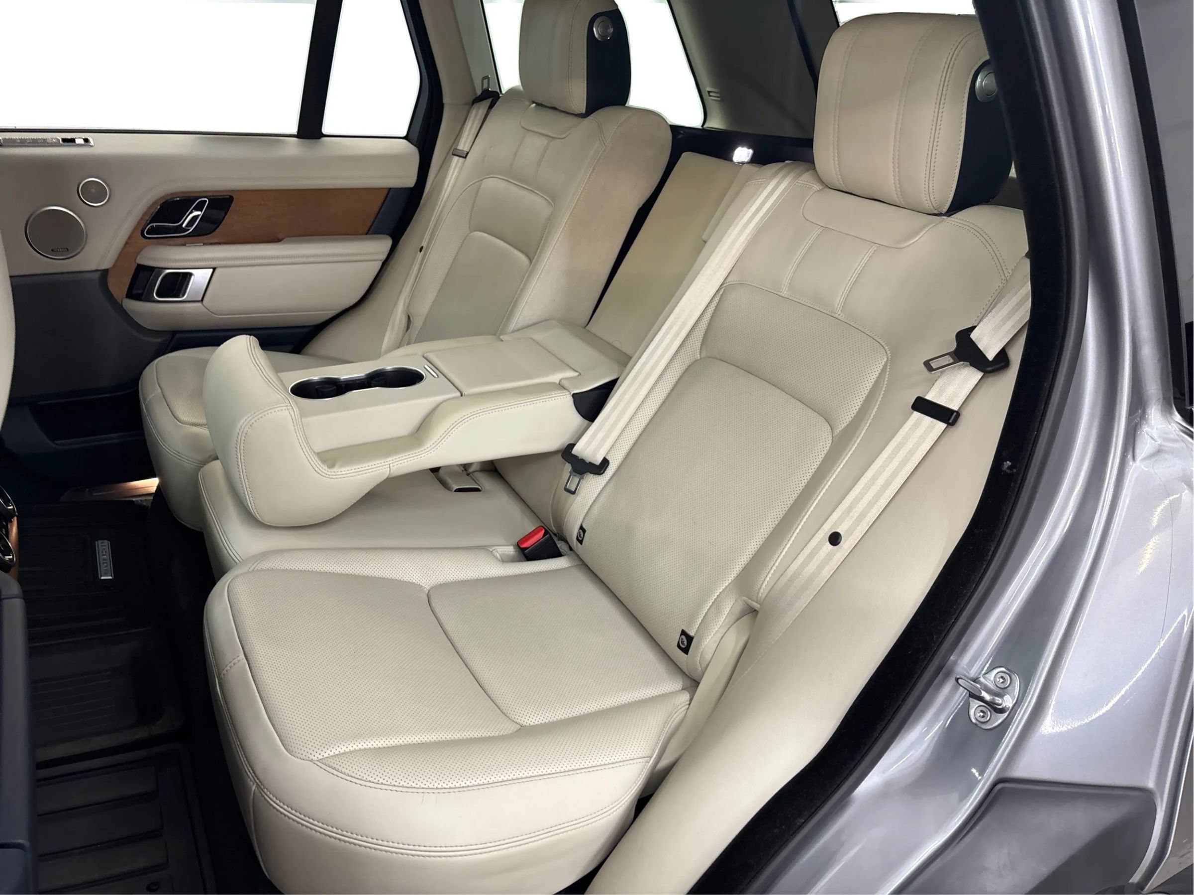 Used 2020 Land Rover Range Rover HSE AWD/4WD image 14