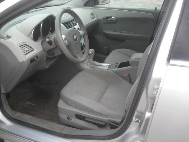 Used 2010 Chevrolet Malibu LS image 11