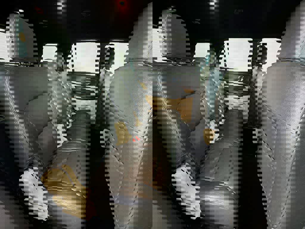 Used 2017 Ford Explorer FWD image 31