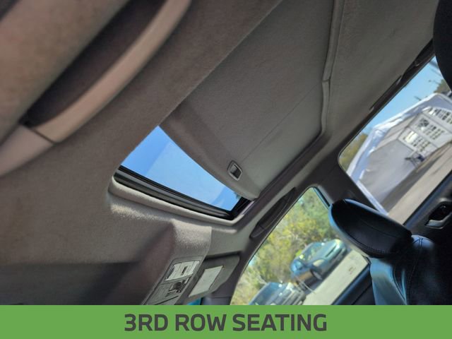 Used 2012 Toyota Highlander SE w/ Tow Pkg FWD image 17