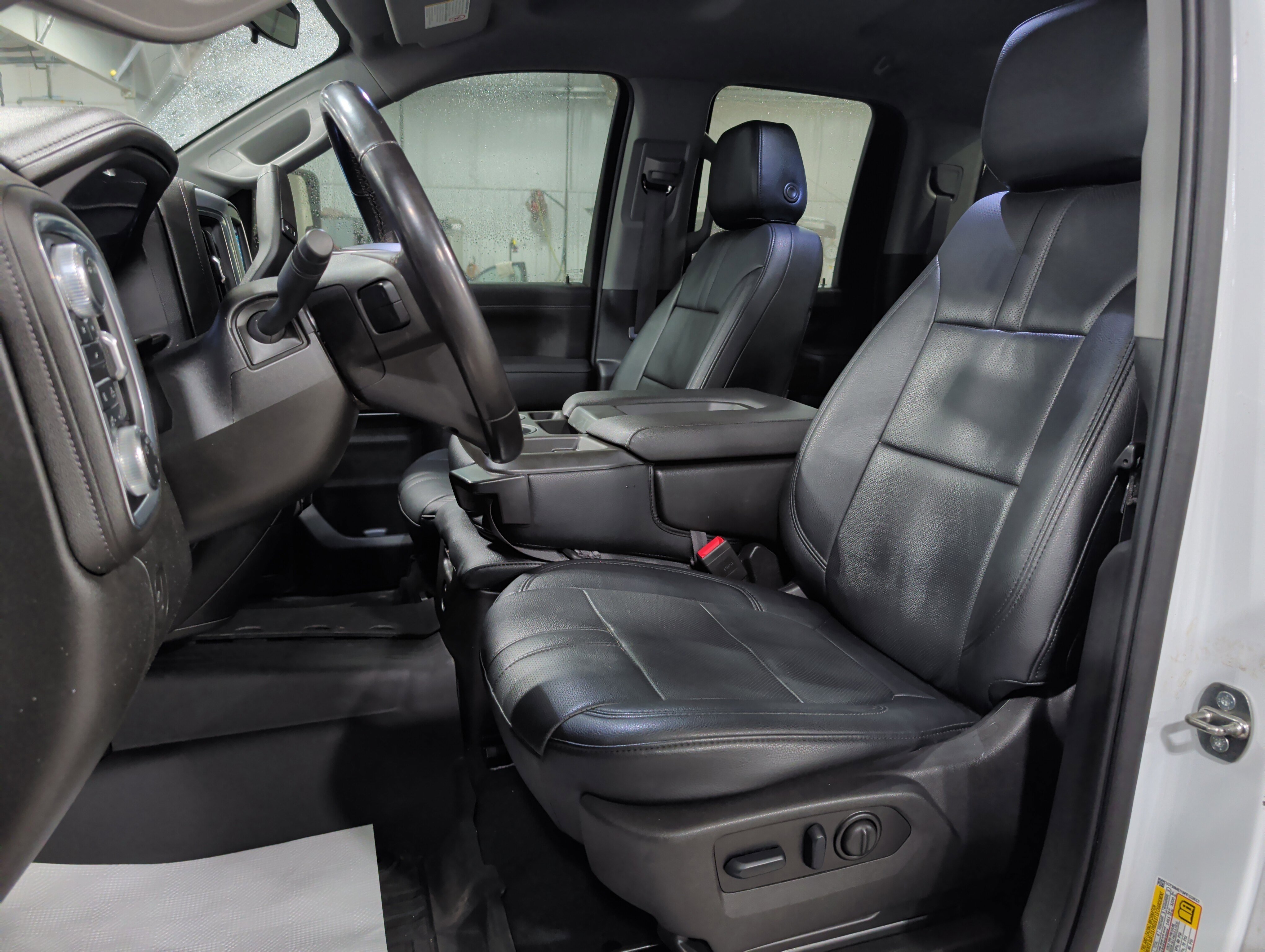 Used 2023 GMC Sierra 2500 SLE w/ SLE Value Package; image 7