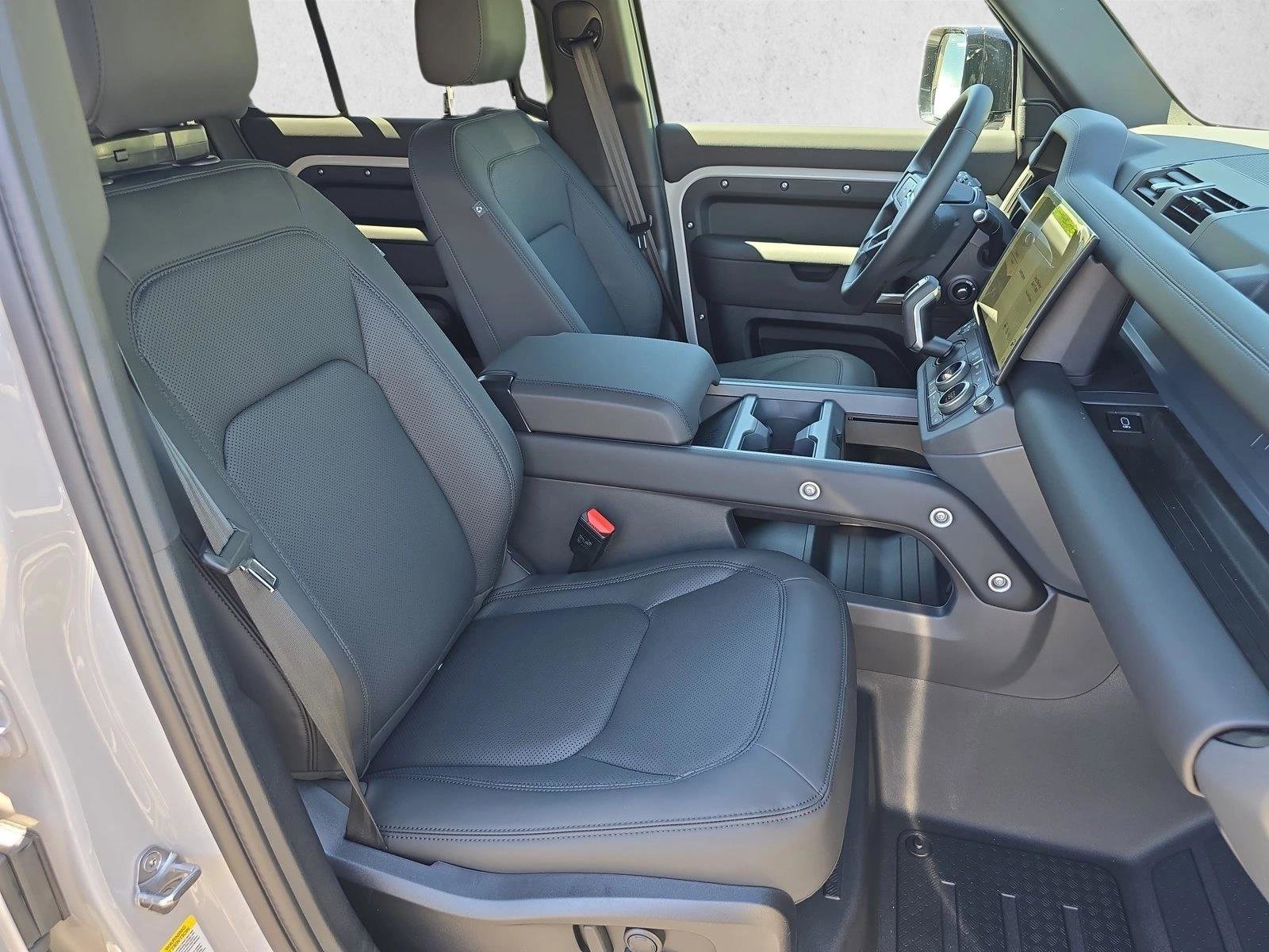 New 2026 Land Rover Defender 110 S AWD/4WD image 10