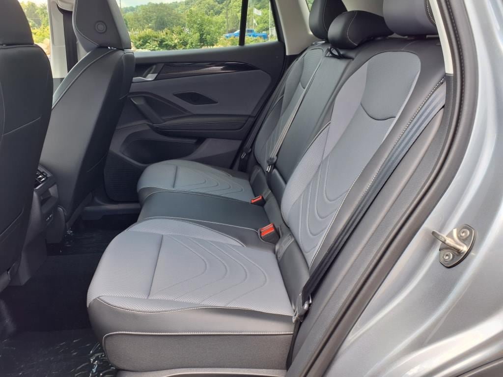 New 2025 Volkswagen Tiguan SE AWD/4WD image 5