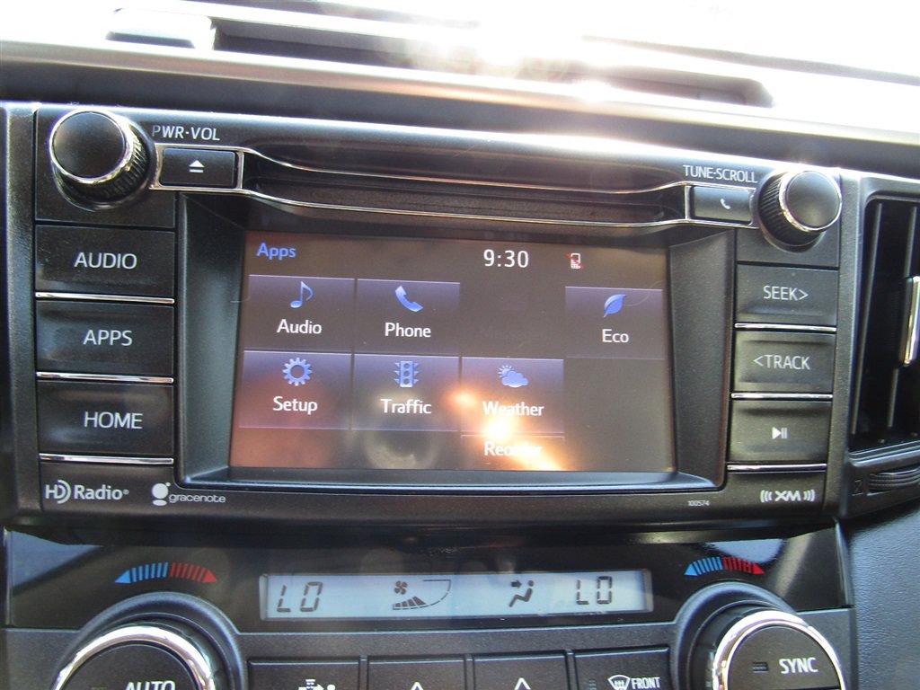 Used 2016 Toyota RAV4 XLE AWD/4WD image 30