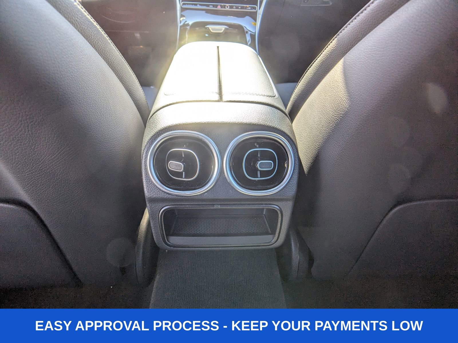 Used 2025 Mercedes-Benz C 300 Sedan image 16