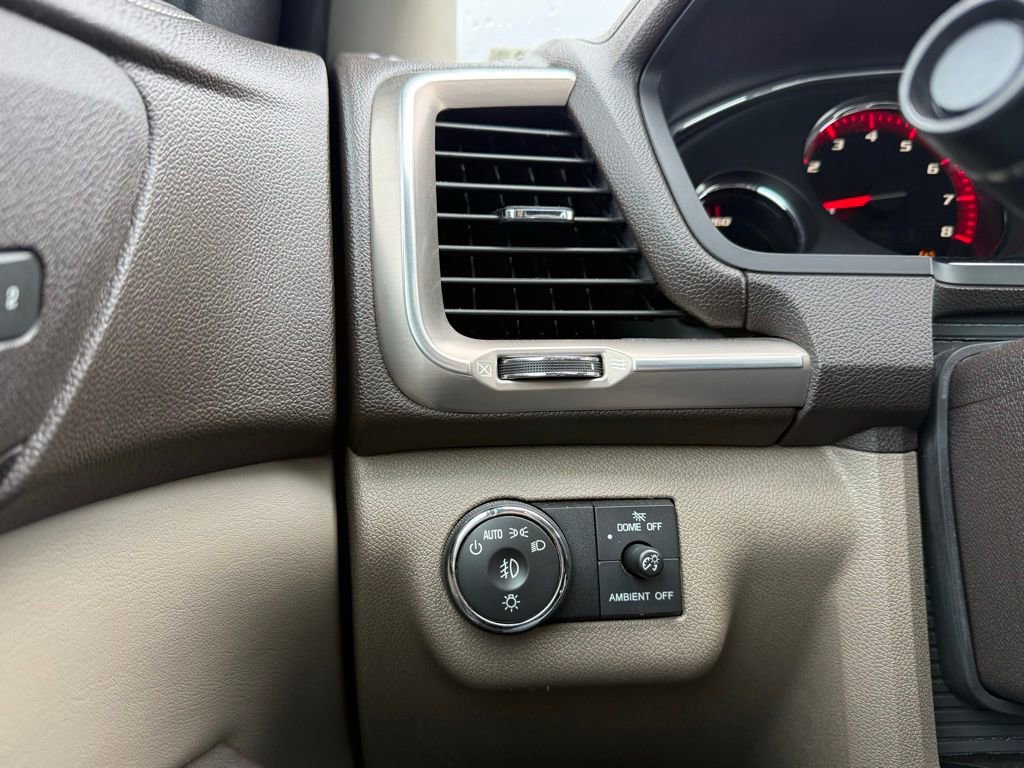 Used 2016 GMC Acadia Denali FWD image 12