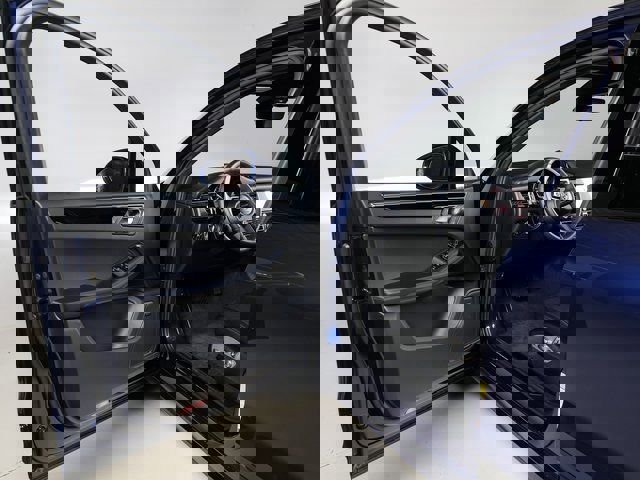 New 2026 Porsche Macan Turbo image 28