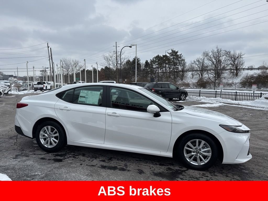 Used 2026 Toyota Camry LE w/ Convenience Package image 7