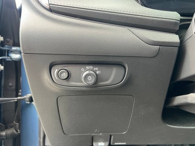 Used 2024 Buick Encore GX Preferred w/ Comfort Package FWD image 20