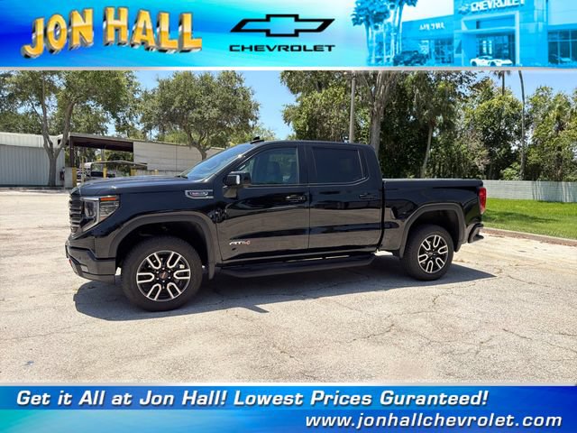 Used 2025 GMC Sierra 1500 AT4 w/ AT4 Premium Package AWD/4WD image 3