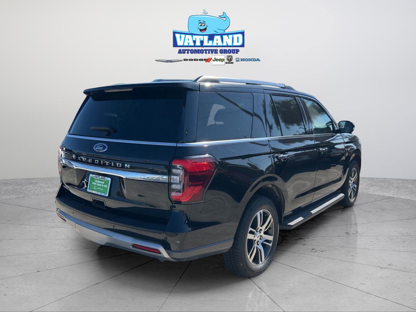 Used 2024 Ford Expedition Limited image 5