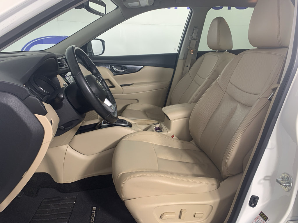 Used 2018 Nissan Rogue SL w/ Premium Package FWD image 15